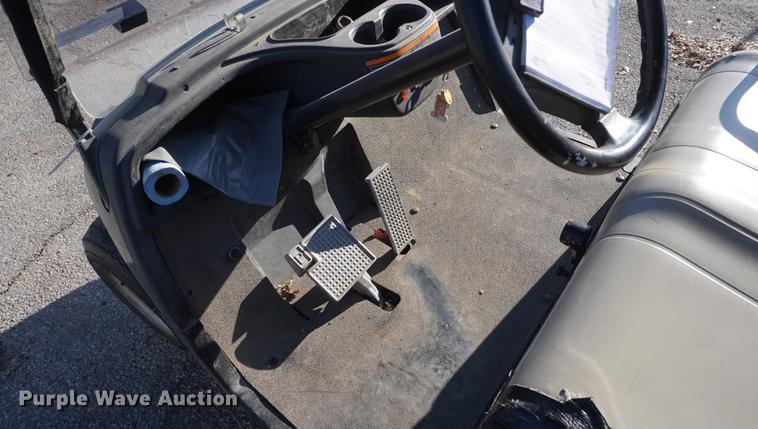 image for item DI9282 2008 Yamaha YTF1 golf cart