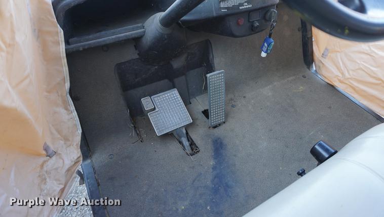 image for item DI9283 Yamaha golf cart