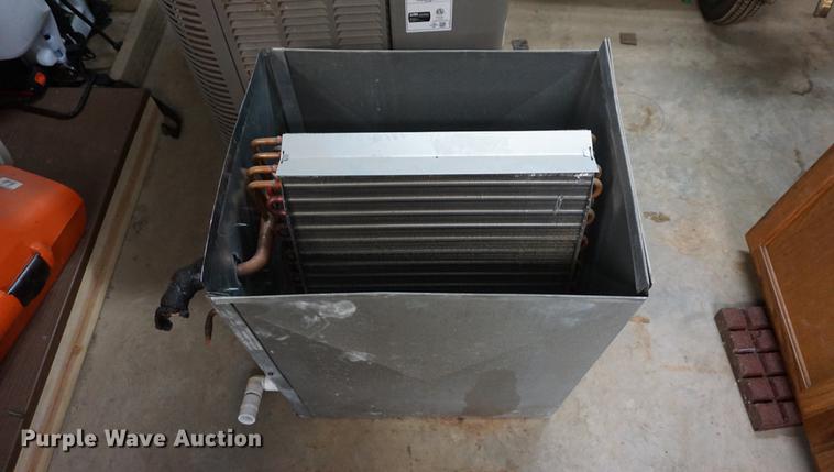 image for item DI9287 Lennox AC unit with A coil