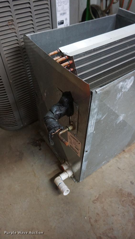 image for item DI9287 Lennox AC unit with A coil