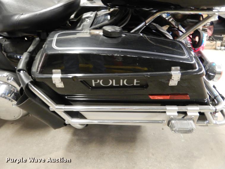 image for item DX9482 2011 Harley Davidson FLHTP Electraglide motorcycle