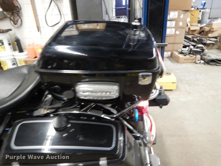 image for item DX9482 2011 Harley Davidson FLHTP Electraglide motorcycle