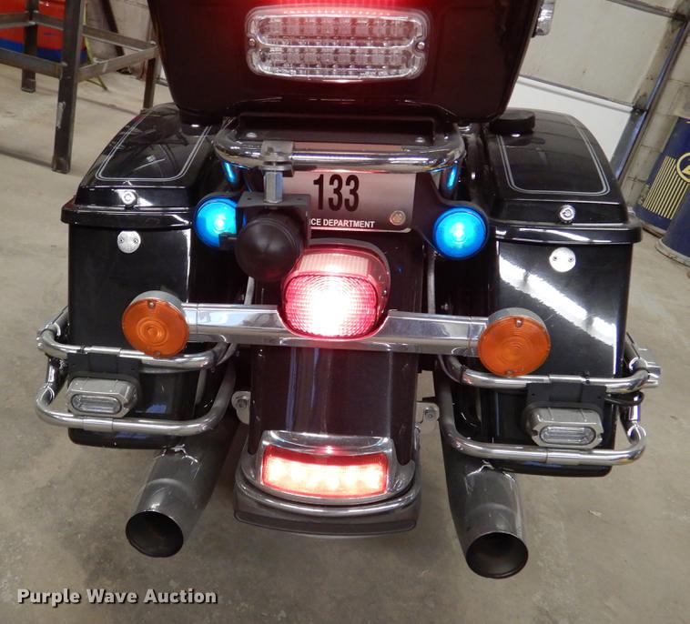 image for item DX9482 2011 Harley Davidson FLHTP Electraglide motorcycle