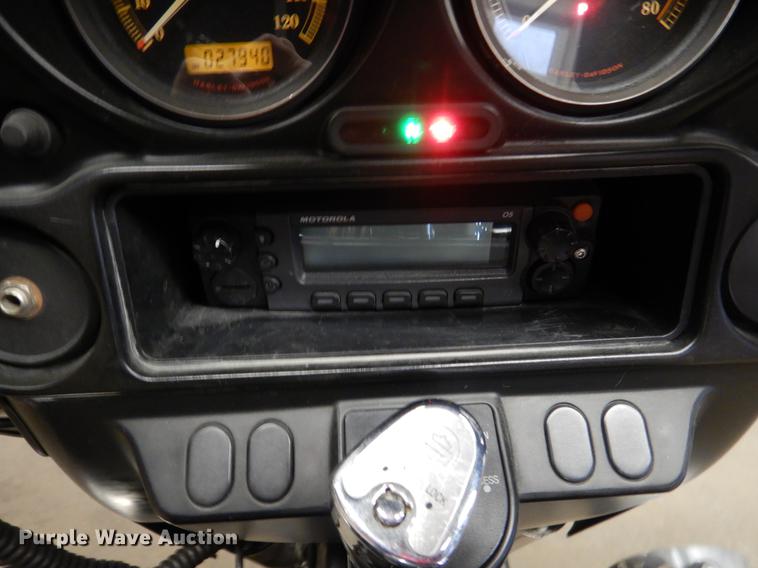 image for item DX9483 2011 Harley Davidson FLHTP Electraglide motorcycle