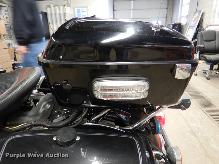 image for item DX9483 2011 Harley Davidson FLHTP Electraglide motorcycle