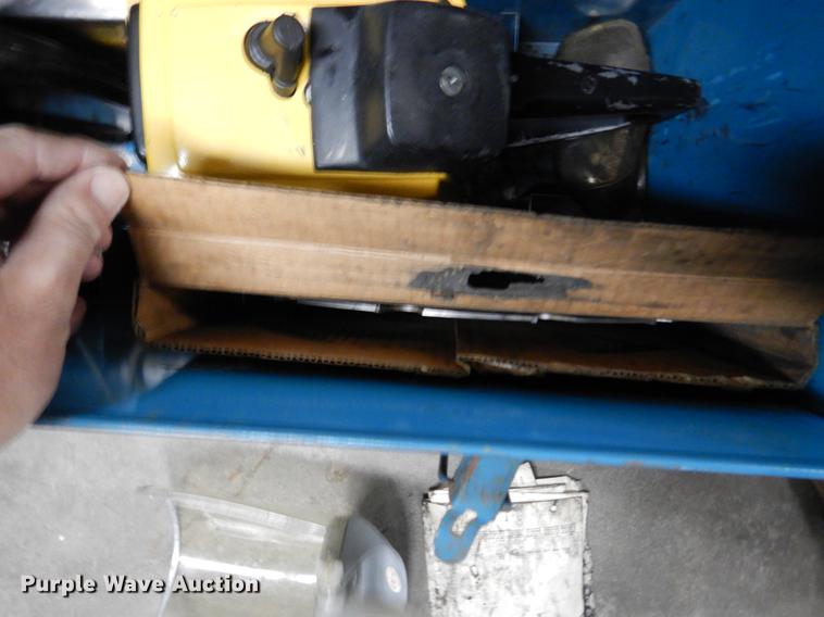 image for item DX9490 Multiquip 3600 generator