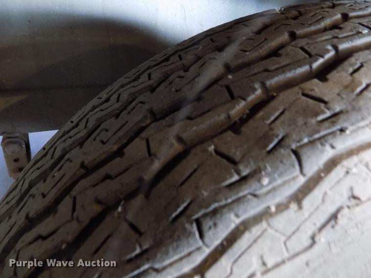 image for item DY9178 Miller AEAD-200LE welder