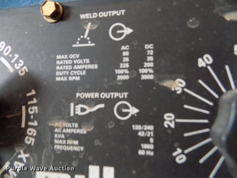 image for item DY9178 Miller AEAD-200LE welder