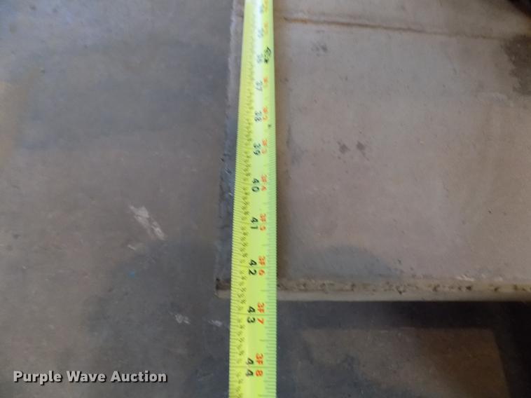 image for item DY9178 Miller AEAD-200LE welder