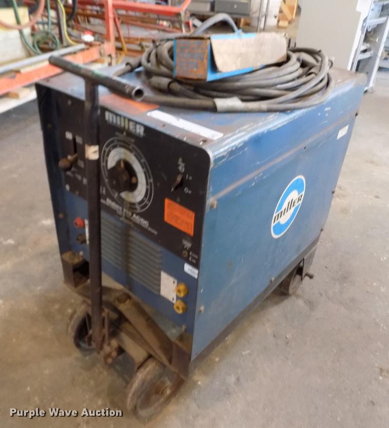 image for item DY9180 Miller Dialarc 250 AC/DC welder