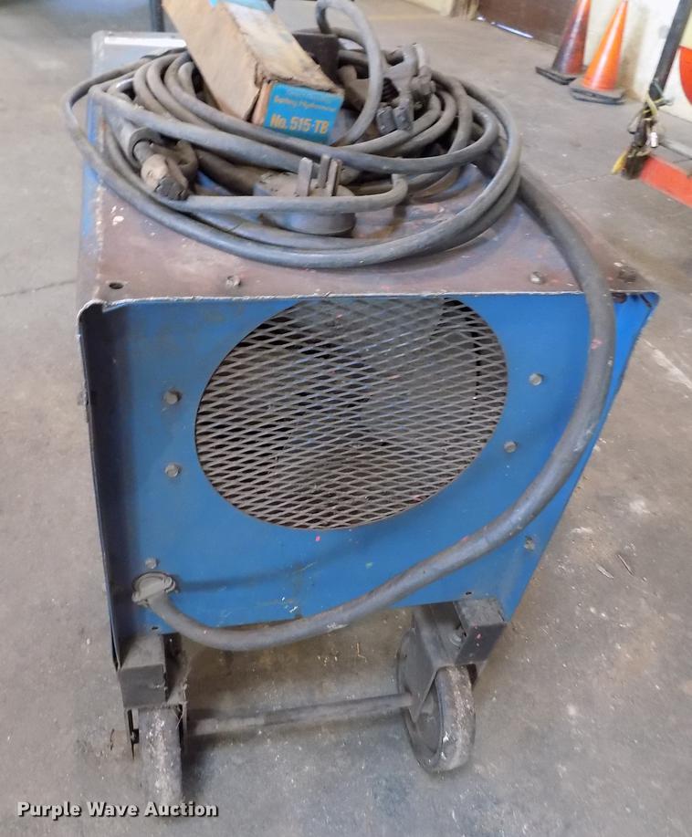 image for item DY9180 Miller Dialarc 250 AC/DC welder