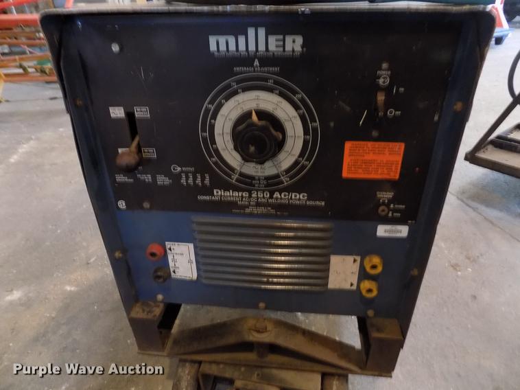 image for item DY9180 Miller Dialarc 250 AC/DC welder