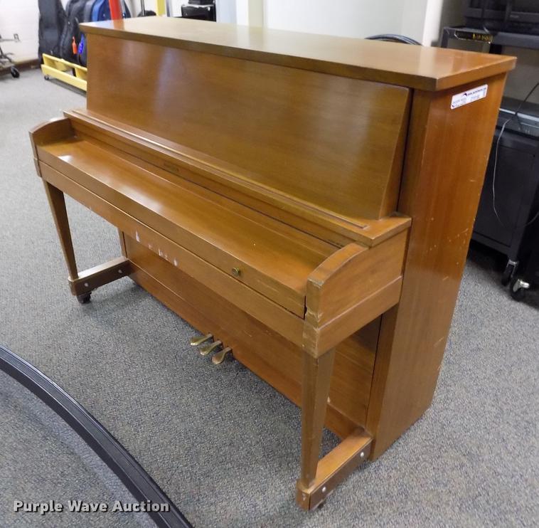 image for item DY9188 Hamilton piano