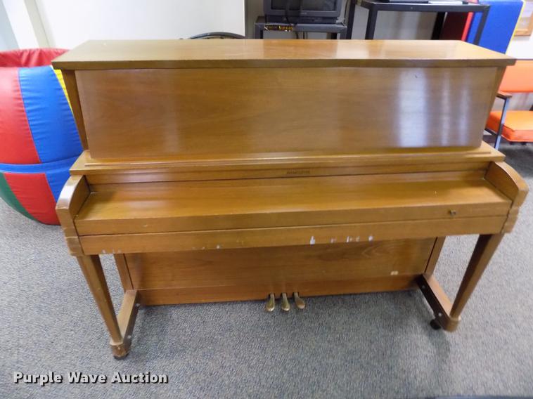 image for item DY9188 Hamilton piano