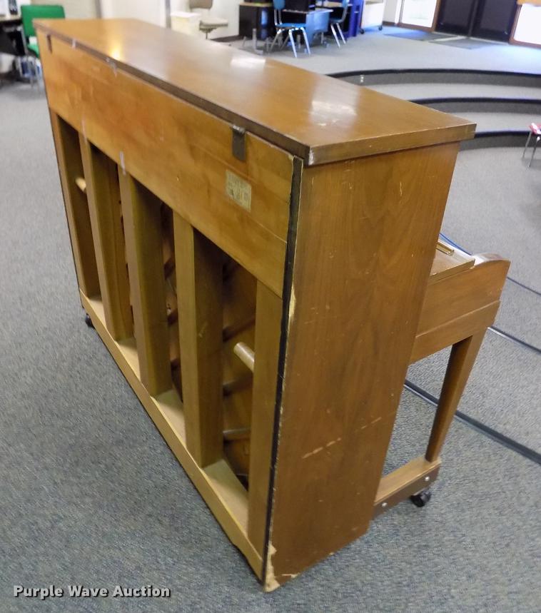 image for item DY9188 Hamilton piano