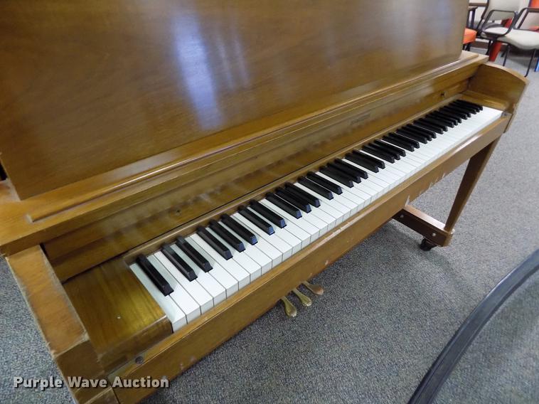 image for item DY9188 Hamilton piano