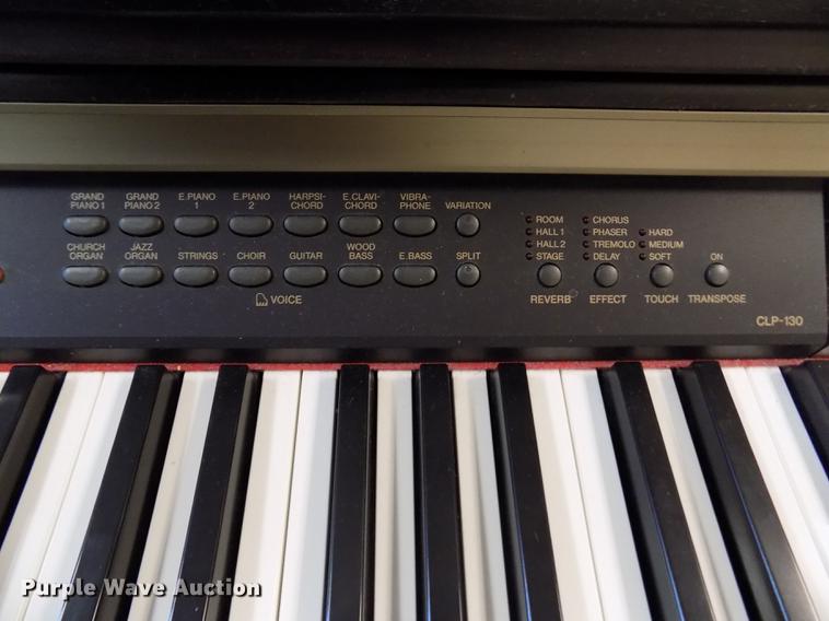 image for item DY9190 Yamaha Clavinova CLP130 electric piano