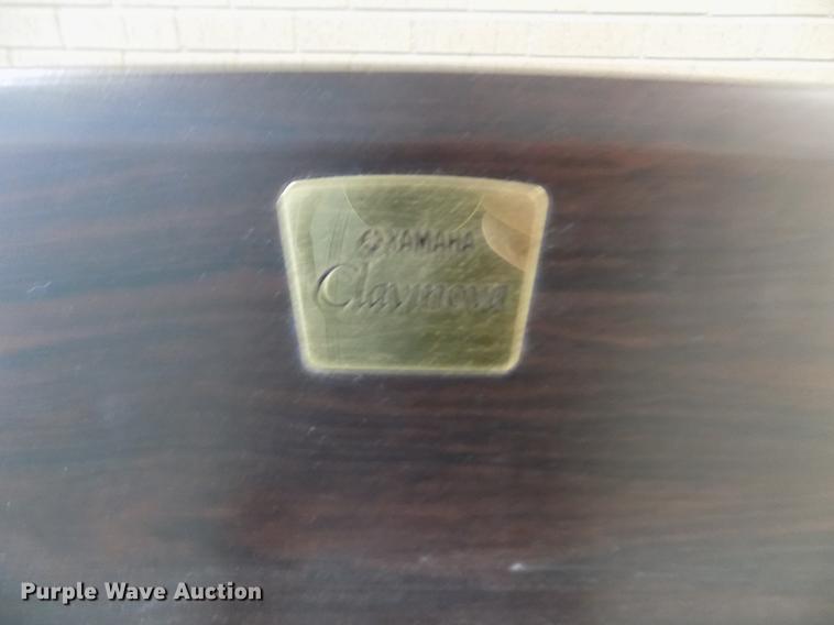 image for item DY9190 Yamaha Clavinova CLP130 electric piano