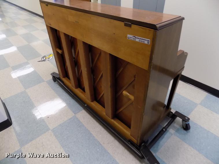 image for item DY9191 1950 Gulbransen piano