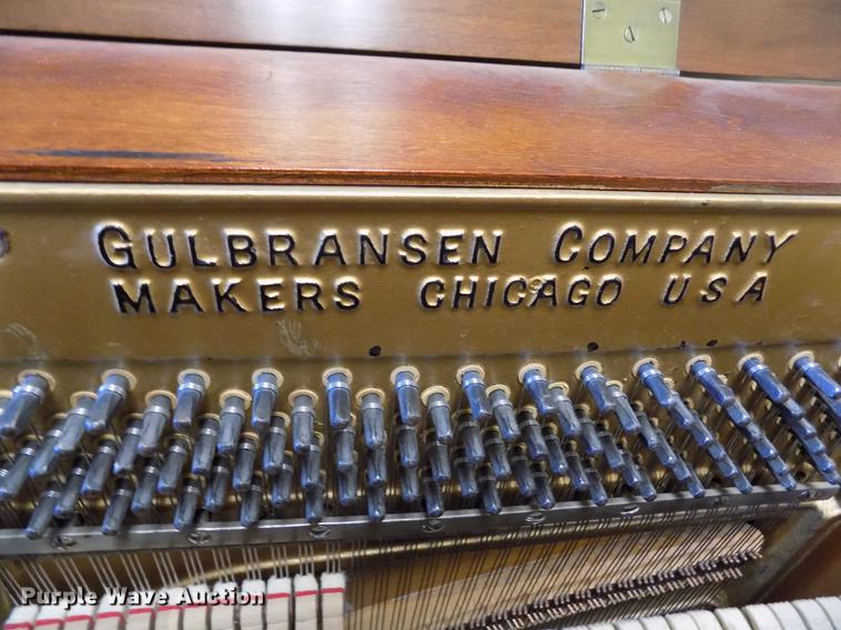 image for item DY9191 1950 Gulbransen piano