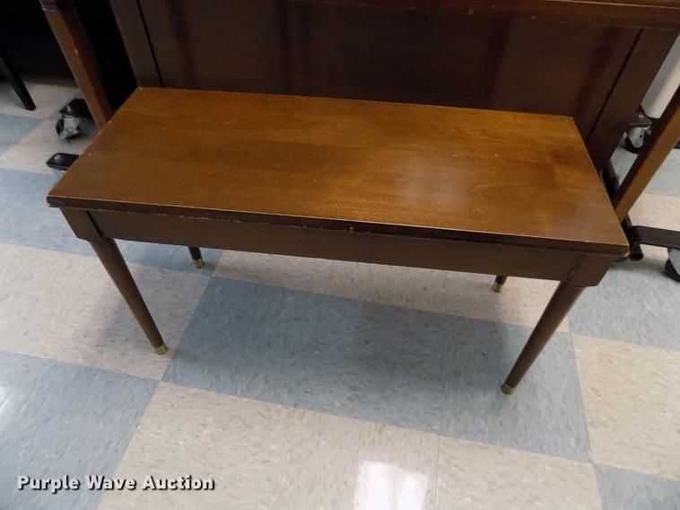 image for item DY9191 1950 Gulbransen piano