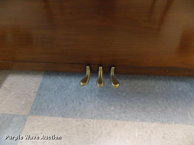 image for item DY9191 1950 Gulbransen piano