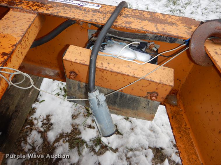 image for item EA9008 2001 Econoline MP423DE equipment trailer