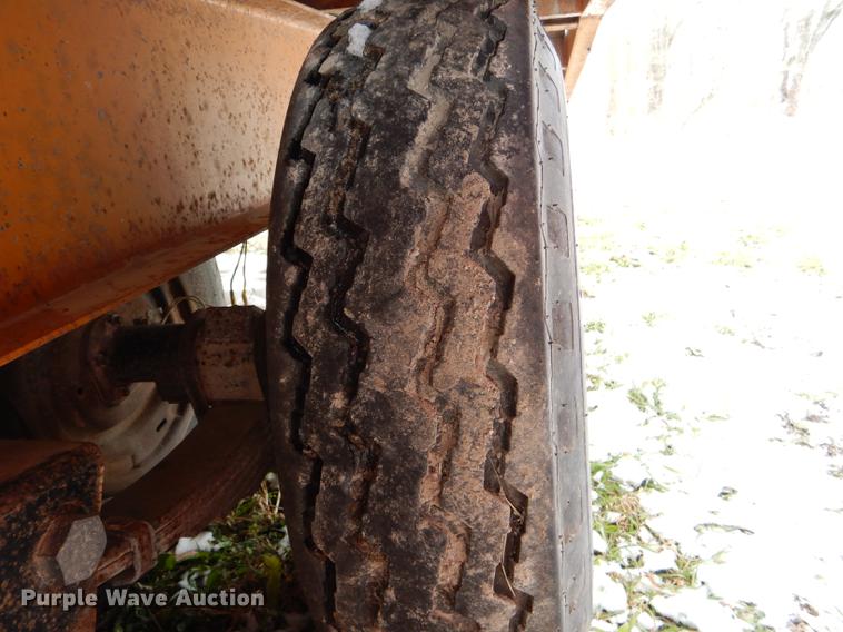 image for item EA9008 2001 Econoline MP423DE equipment trailer