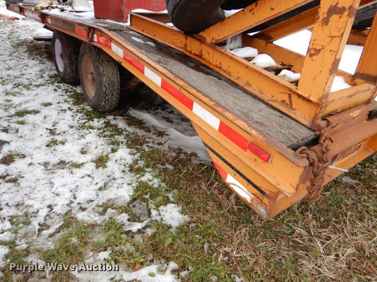 image for item EA9008 2001 Econoline MP423DE equipment trailer