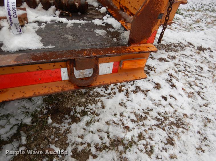 image for item EA9008 2001 Econoline MP423DE equipment trailer