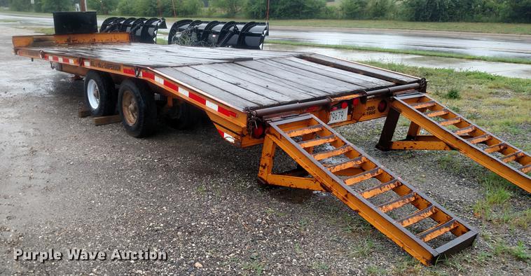 image for item EA9008 2001 Econoline MP423DE equipment trailer
