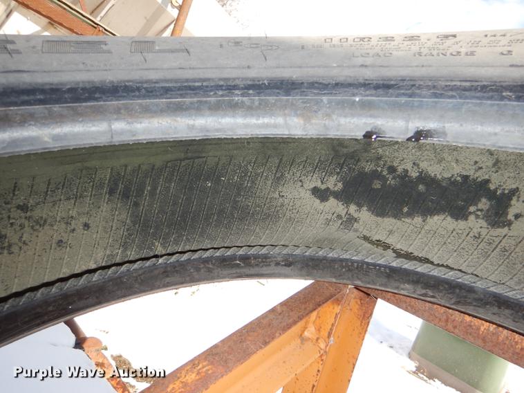 image for item EA9011 Tires and wheels