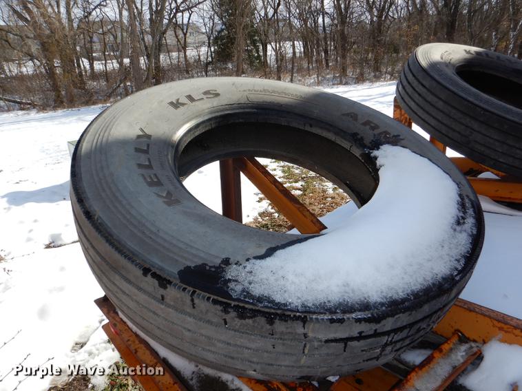 image for item EA9011 Tires and wheels