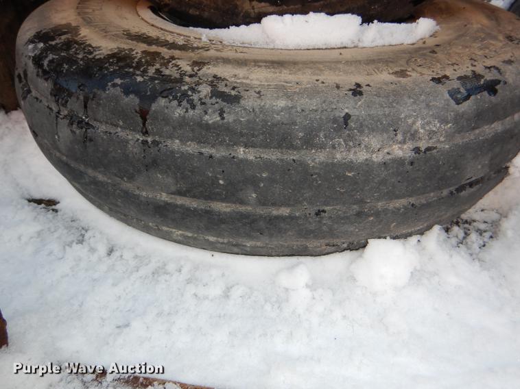 image for item EA9012 (4) Michelin 22x6.75-10 airplane tires and wheels