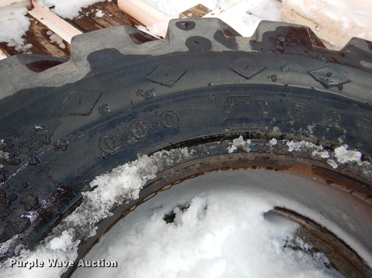 image for item EA9014 Goodyear 12.5/80-18 tire