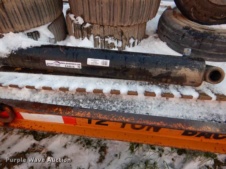 image for item EA9016 Long arm boom mower cylinder