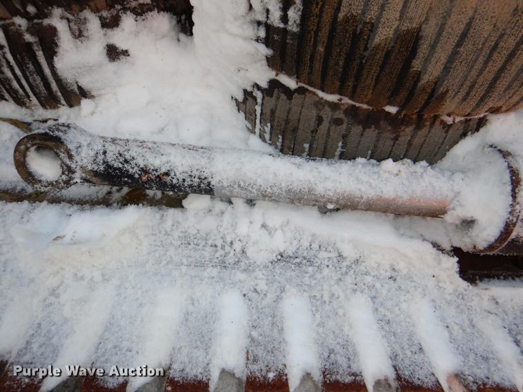 image for item EA9016 Long arm boom mower cylinder