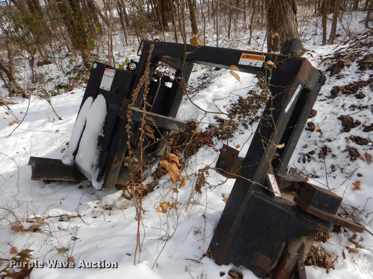 image for item EA9019 Boom mower hydraulic tank and bracket