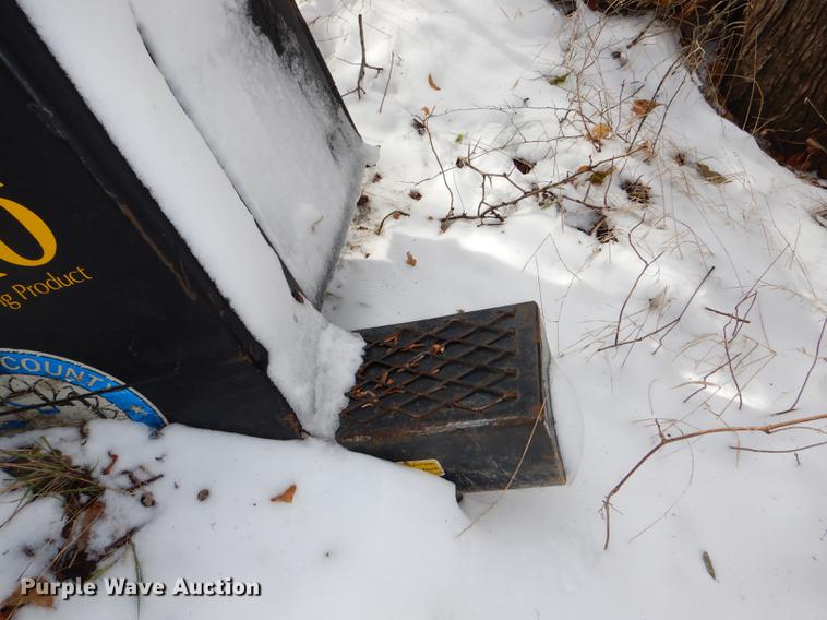 image for item EA9019 Boom mower hydraulic tank and bracket