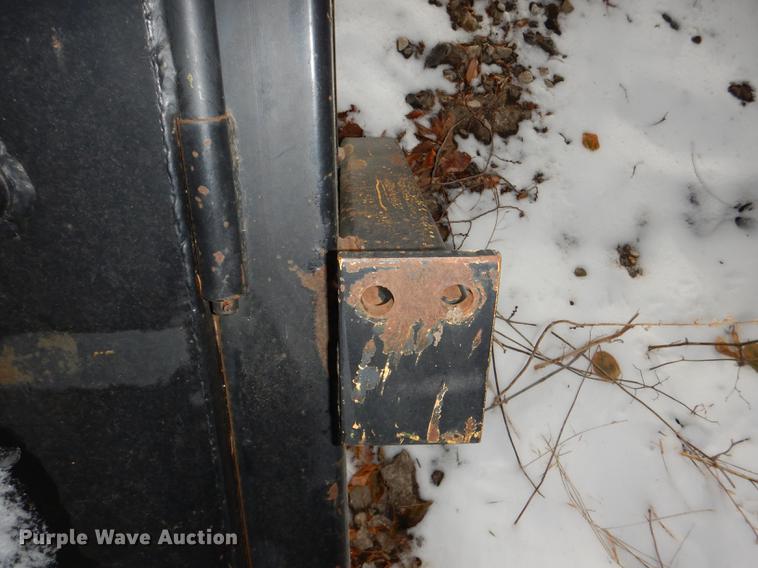 image for item EA9019 Boom mower hydraulic tank and bracket