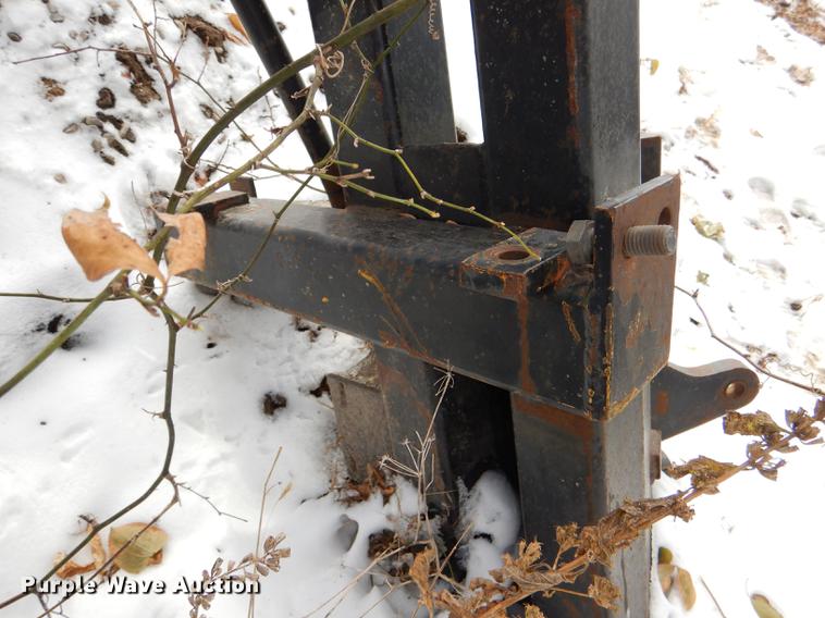 image for item EA9019 Boom mower hydraulic tank and bracket