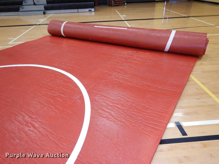 (3) wrestling mats in Madison, KS Item EA9023 sold Purple Wave