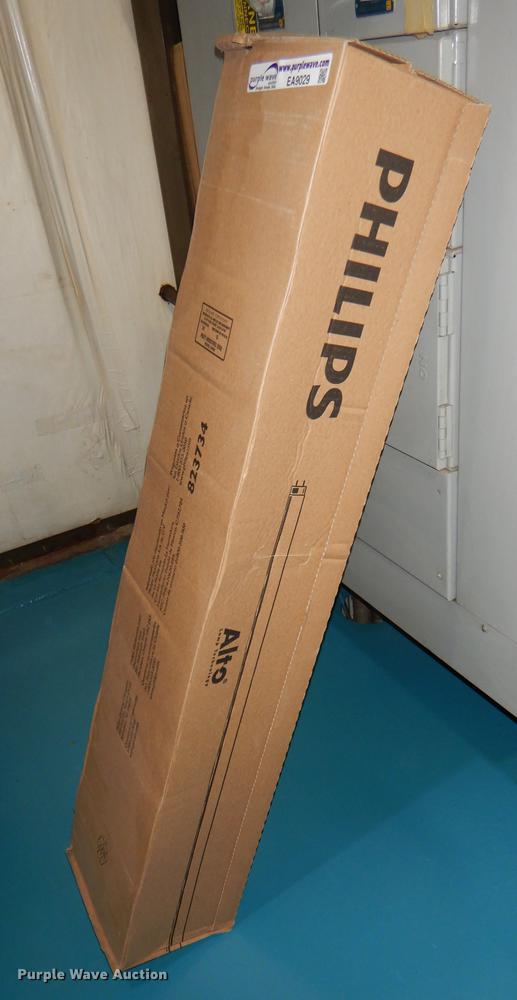 image for item EA9029 (46) Phillips Alto F40T12 light bulbs