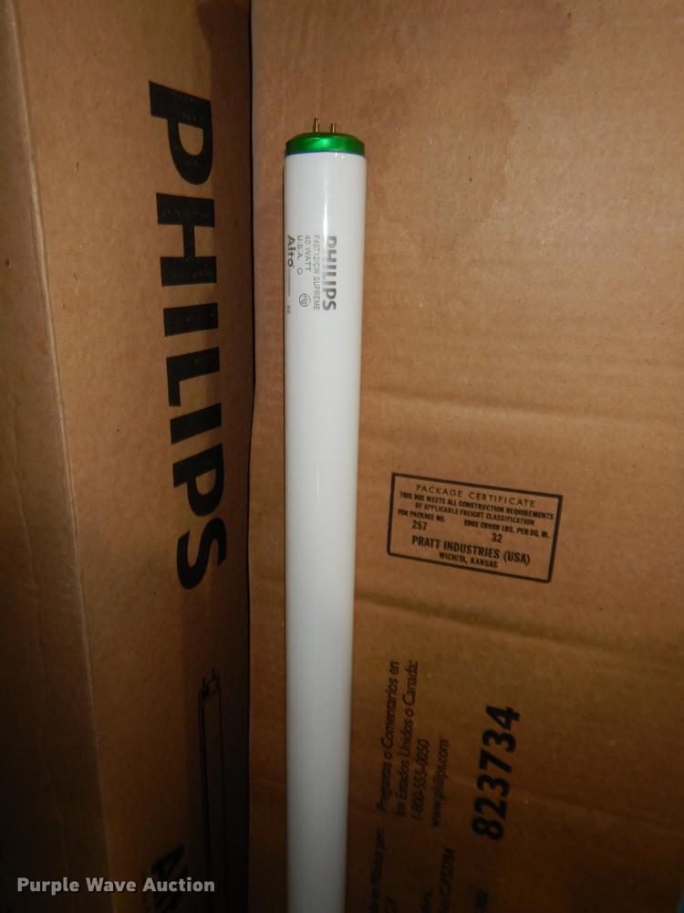 image for item EA9029 (46) Phillips Alto F40T12 light bulbs