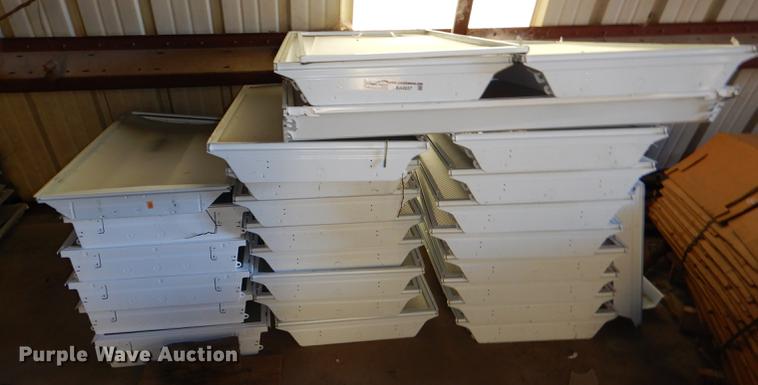 image for item EA9037 (34) ceiling lights