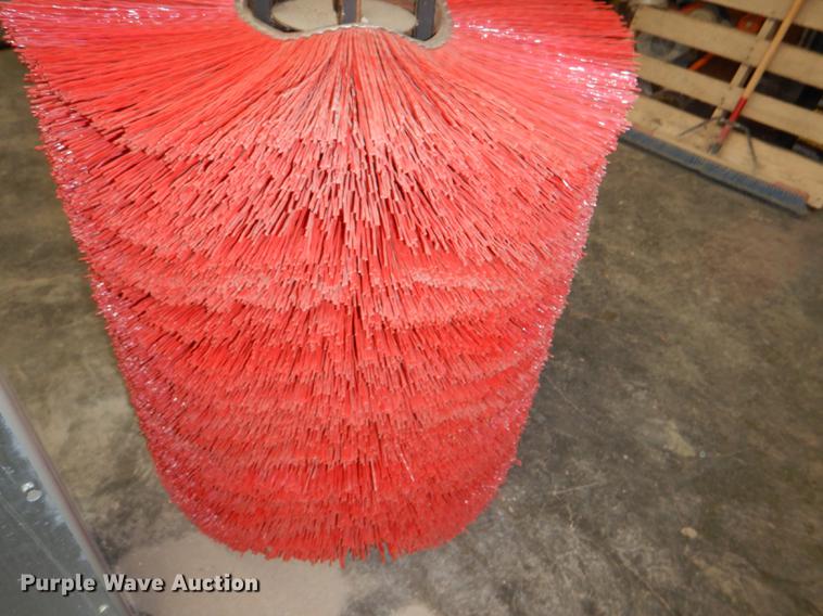 image for item EA9038 (51) broom bristles