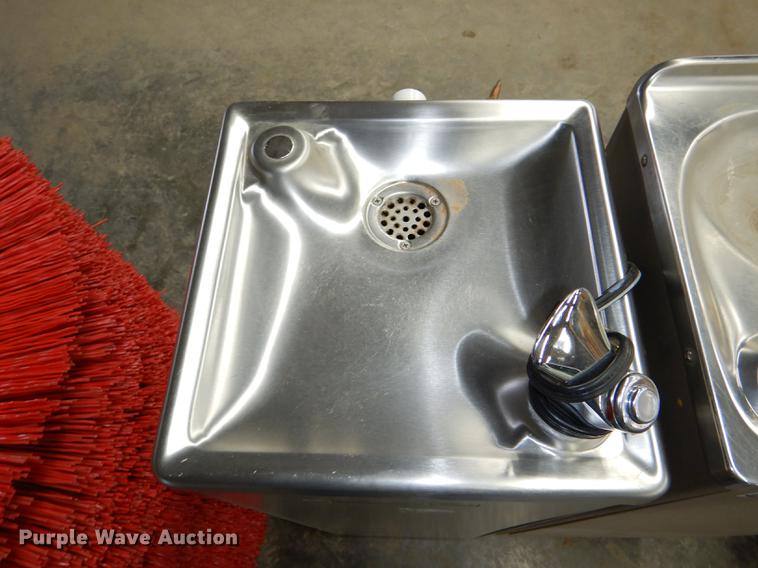 image for item EA9039 (2) water fountains