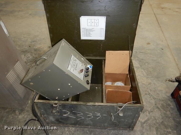 image for item EA9040 Westinghouse welder with control box