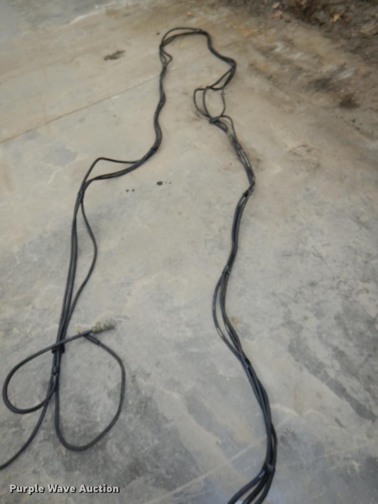 image for item EA9040 Westinghouse welder with control box