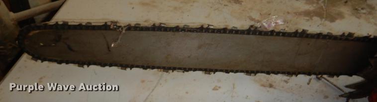 image for item EA9044 (2) chainsaws